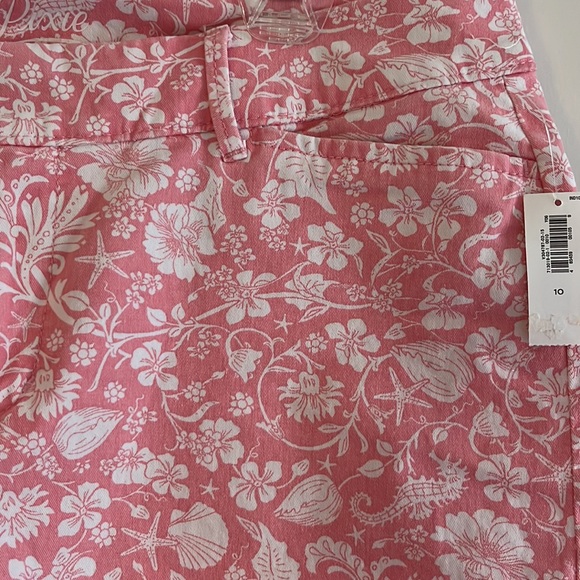 Old Navy Pixie Stretch Shorts 3” Inseam Pink/Peach Floral 10 NEW - Picture 2 of 6